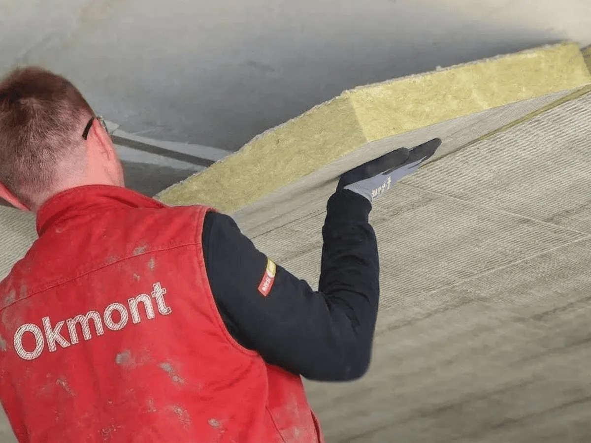 Isolation plafonds garage et sous-sol à Rennes, technicien Okmont RGE